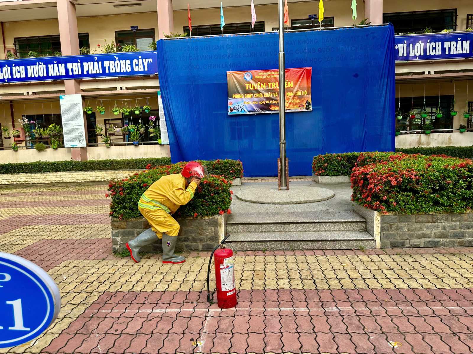 2027108175f1ccaf95e018